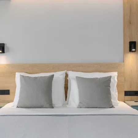 Apartmán The 8 *