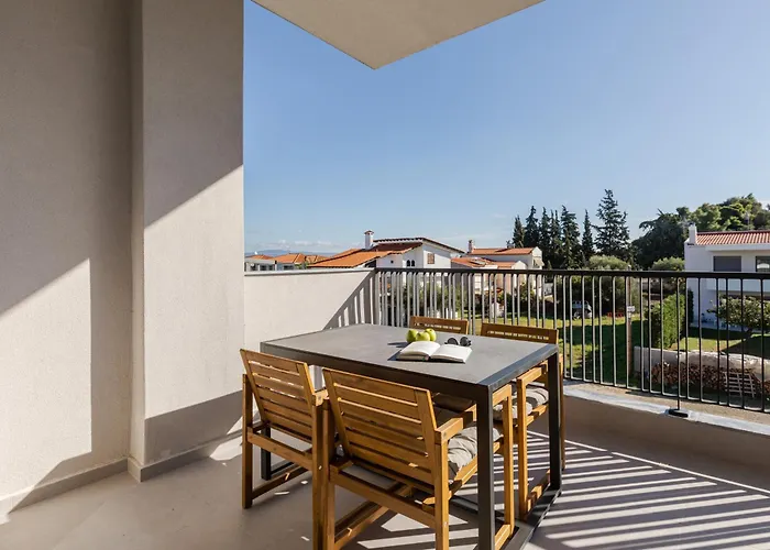 Appartement The 8 Polychrono