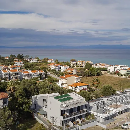 The 8 פוליכרונו