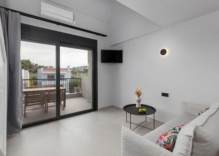 The 8 Apartamento Polychrono