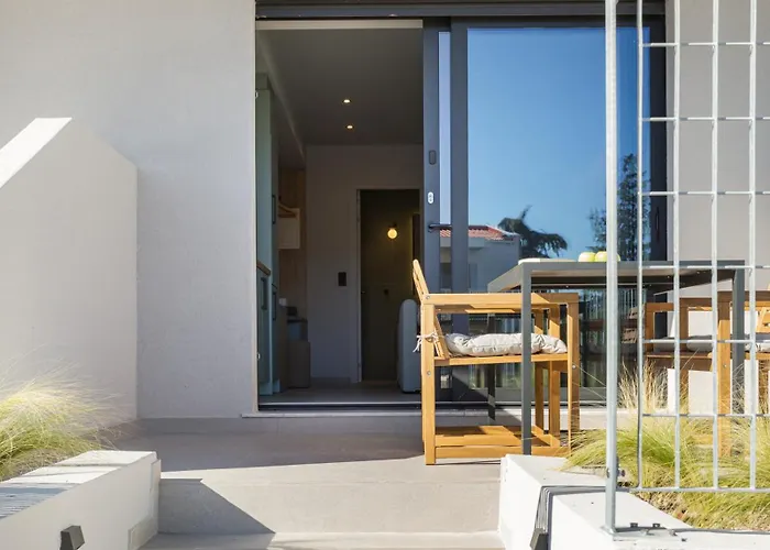 Apartamento The 8 Polychrono